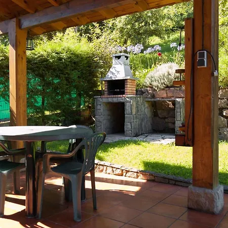 Casa La Pumarada De Villaviciosa