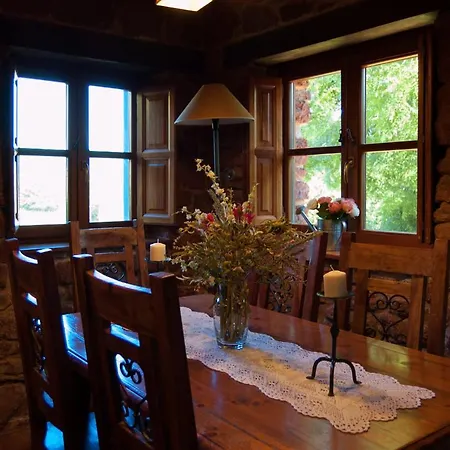 Casa La Pumarada De Séjour à la campagne